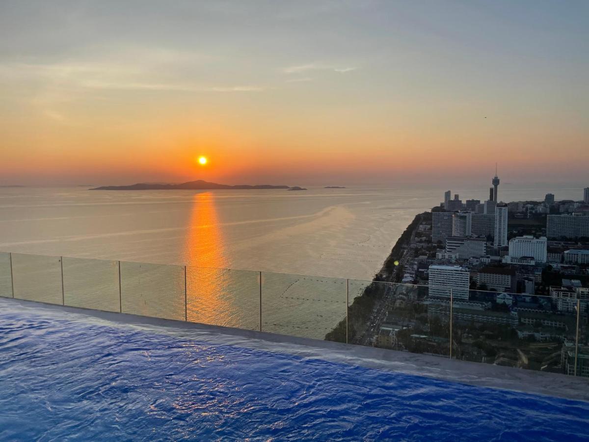 Copacabana Pattaya High Floor Apartment Jomtien Beach