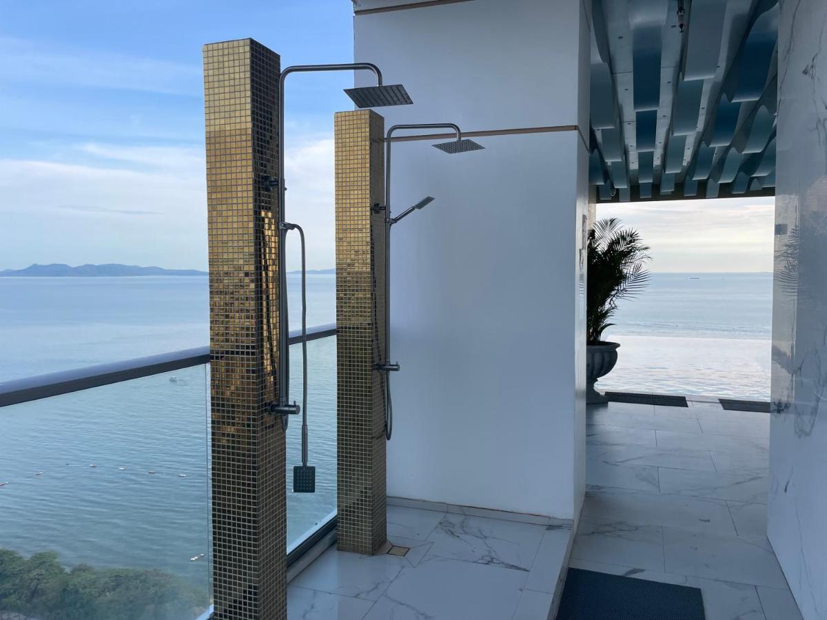 Copacabana Pattaya High Floor Apartment