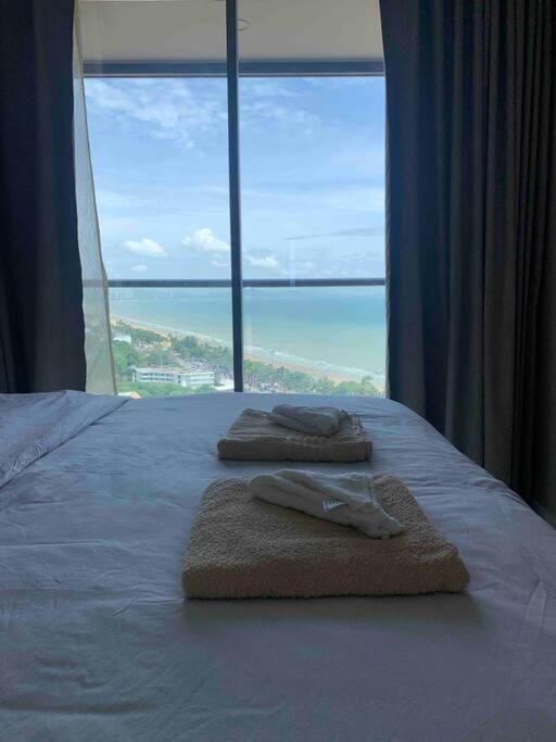 Copacabana Pattaya High Floor Apartment *