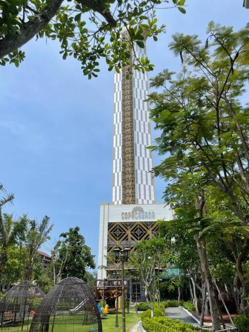 Copacabana Pattaya High Floor Apartment