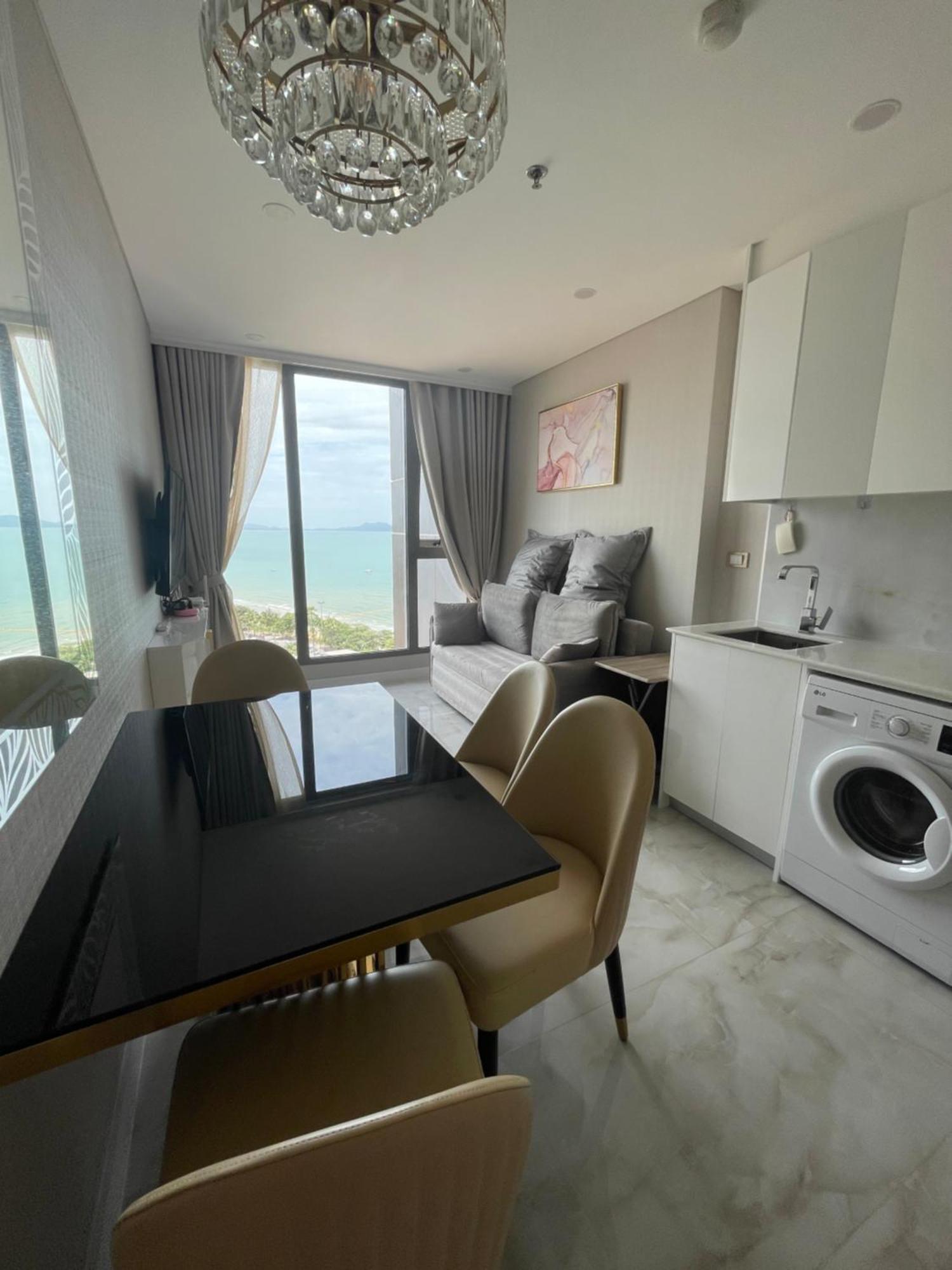Copacabana Pattaya High Floor * Jomtien Beach
